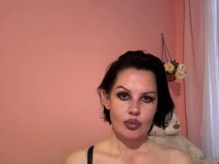 RoyalBreasts Porn Show