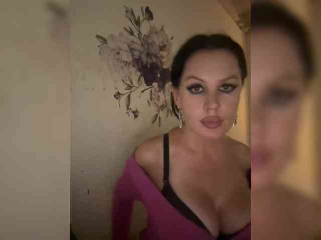 live sex chat free RoyalBreasts