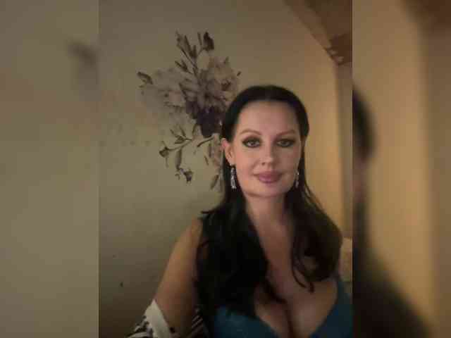 RoyalBreasts