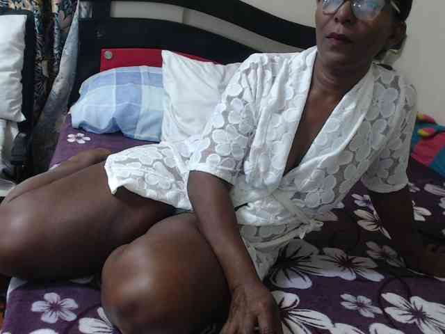 alisse27 webcam