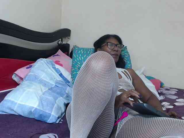 alisse27 webcam