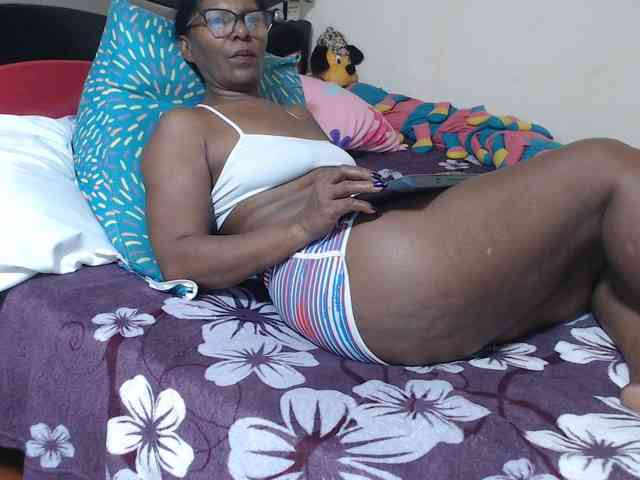 alisse27 webcam