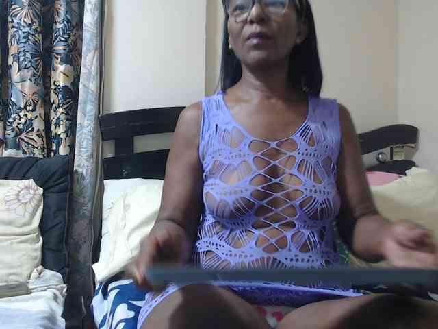 alisse27 webcam
