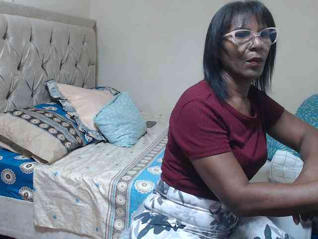 alisse27 webcam
