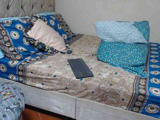 alisse27 webcam