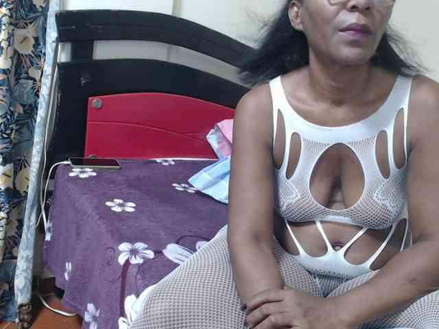 alisse27 webcam