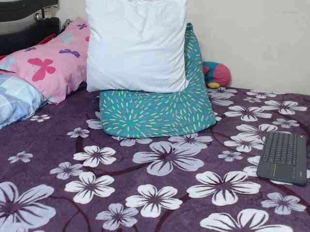 alisse27 webcam