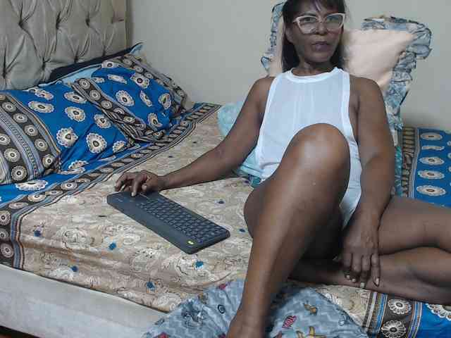 alisse27 webcam
