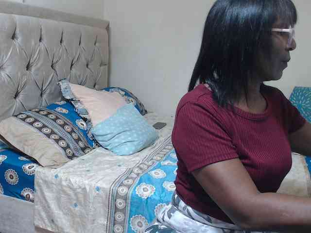 alisse27 webcam