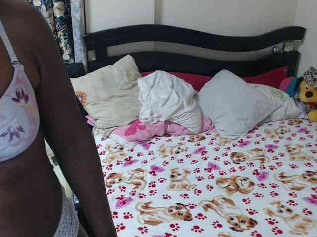 alisse27 webcam