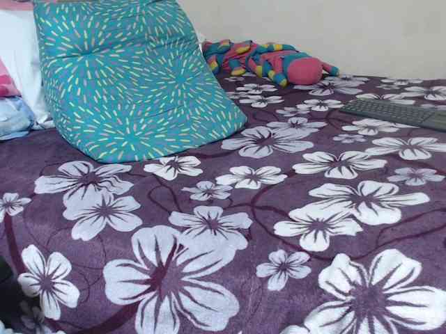 alisse27 webcam