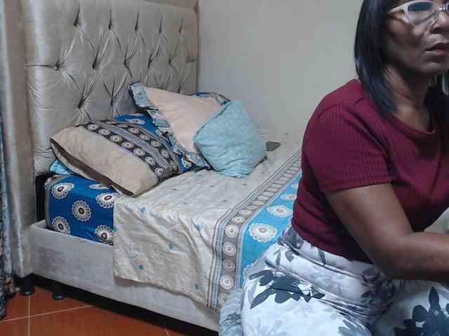 alisse27 webcam