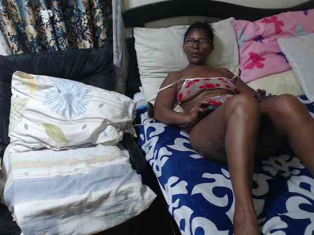 alisse27 webcam