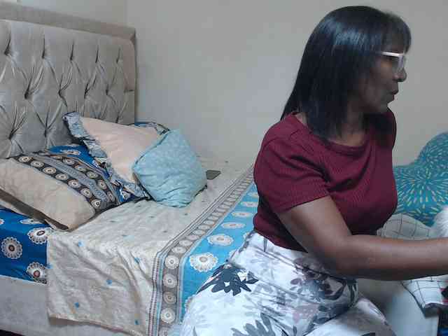 alisse27 webcam