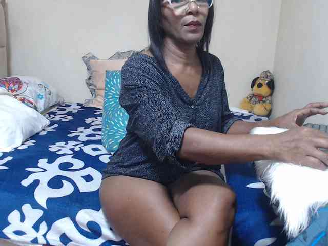 alisse27 webcam