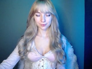 LuciaLovely Porn Show