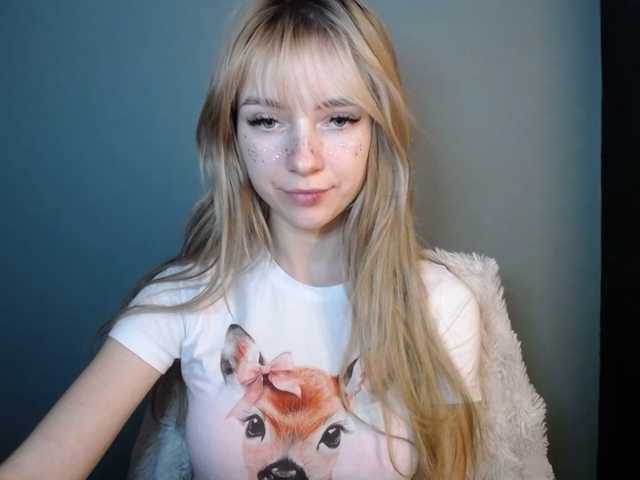 LuciaLovely's BongaCams show and profile