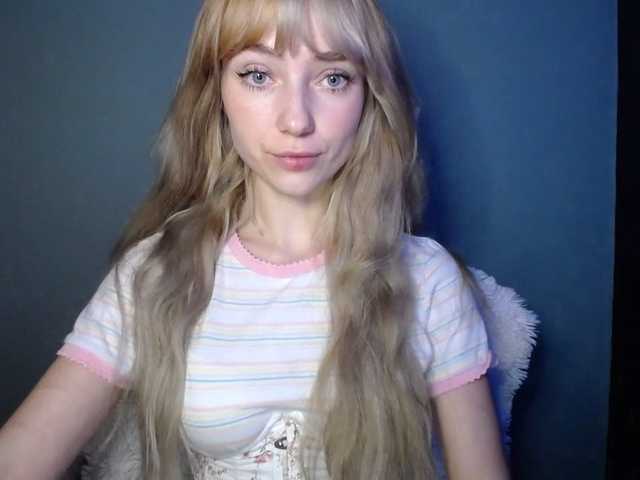 LuciaLovely from BongaCams