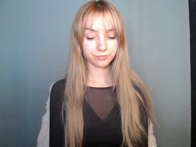 LuciaLovely's BongaCams show and profile