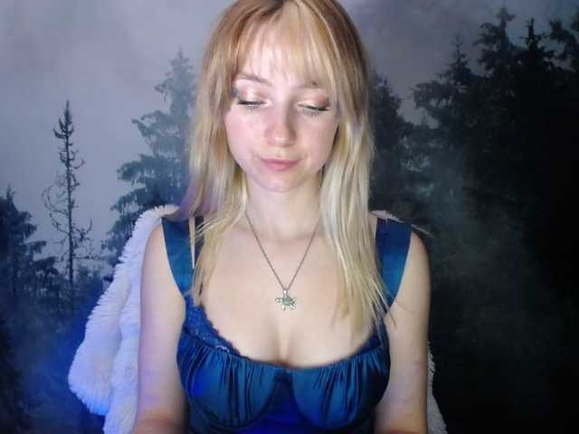 LuciaLovely from BongaCams