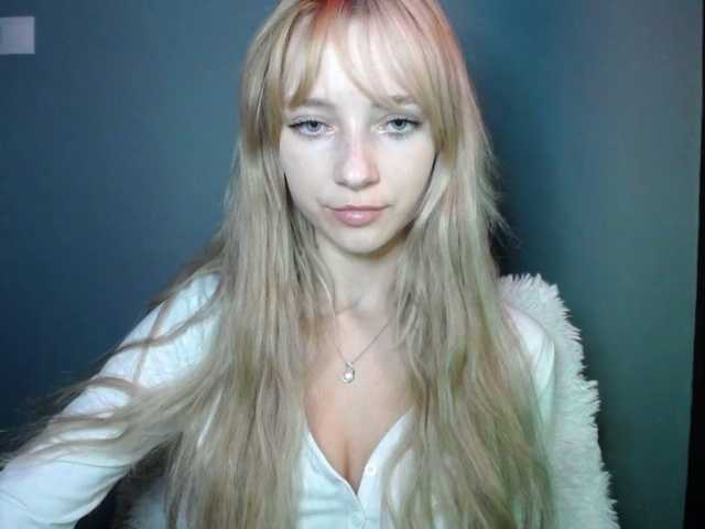 LuciaLovely webcam
