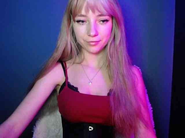 LuciaLovely webcam