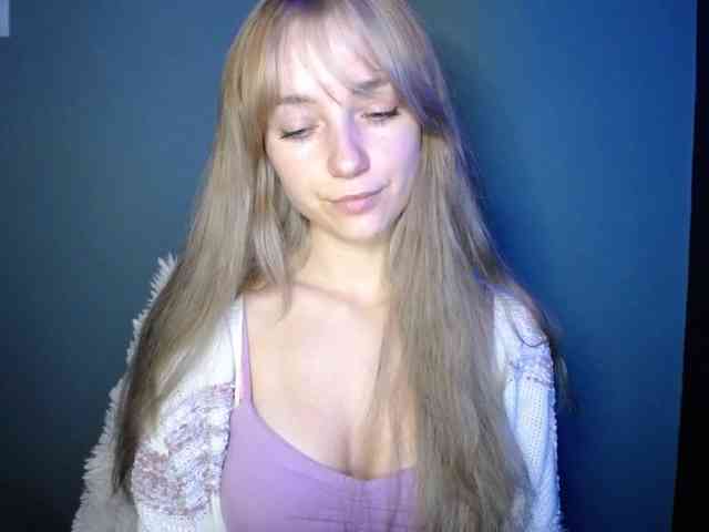 LuciaLovely webcam