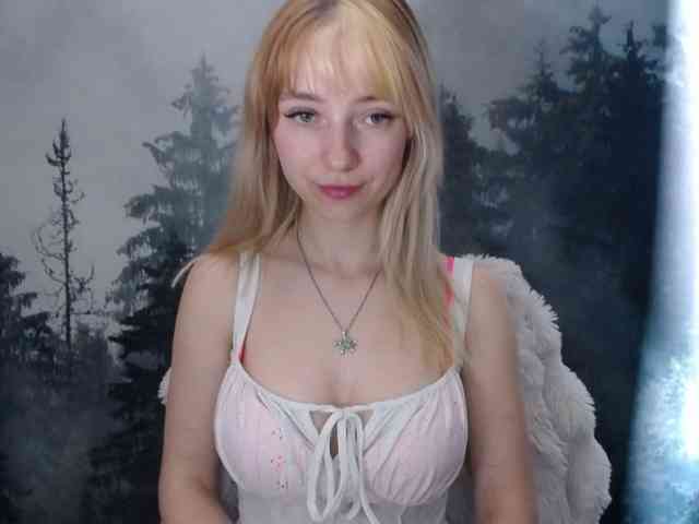 LuciaLovely webcam