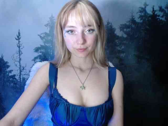 LuciaLovely webcam