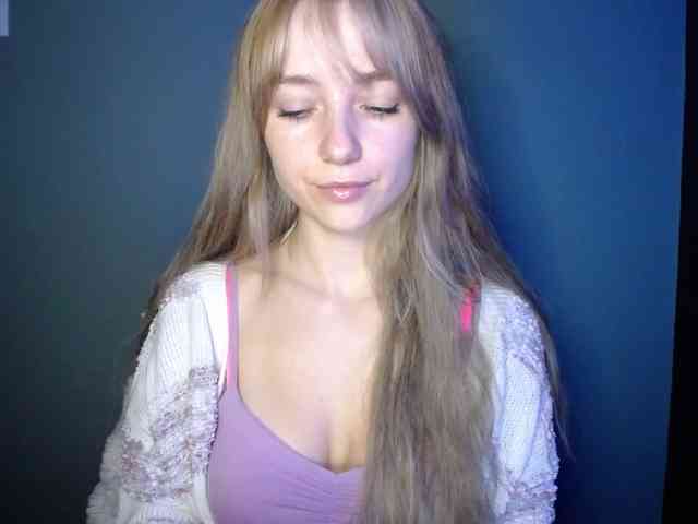 LuciaLovely webcam