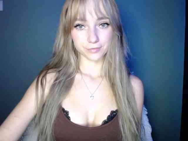 LuciaLovely webcam