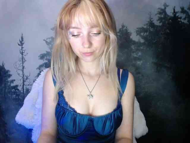 LuciaLovely webcam