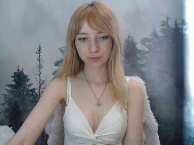 LuciaLovely webcam