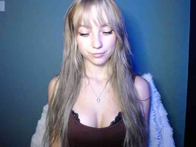 LuciaLovely webcam
