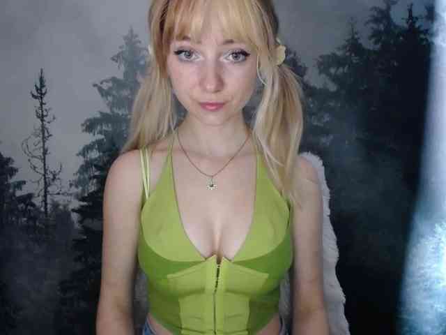 LuciaLovely webcam