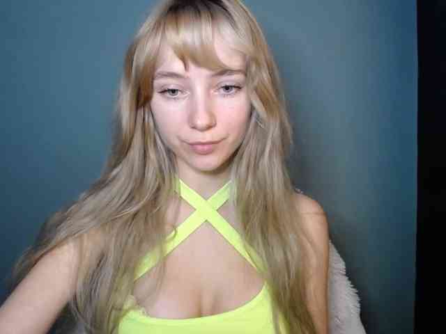LuciaLovely webcam