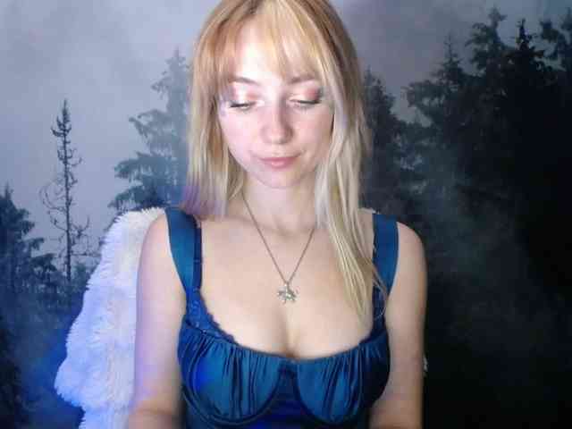 LuciaLovely webcam