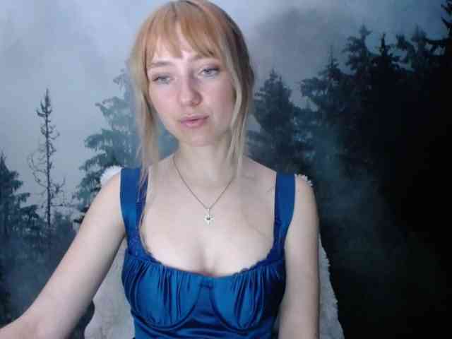 LuciaLovely webcam