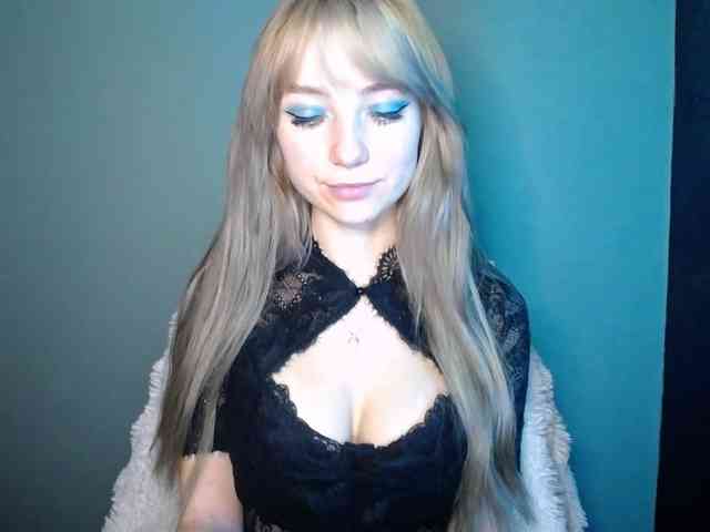 LuciaLovely webcam