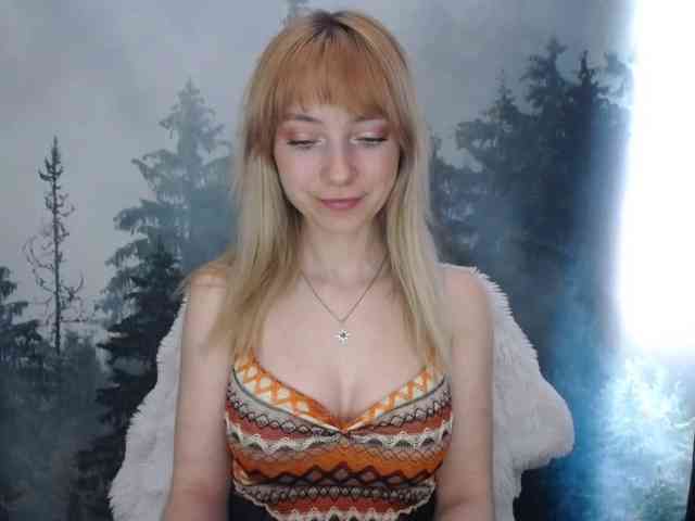 LuciaLovely webcam