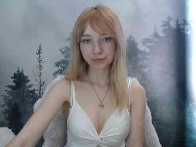 LuciaLovely webcam
