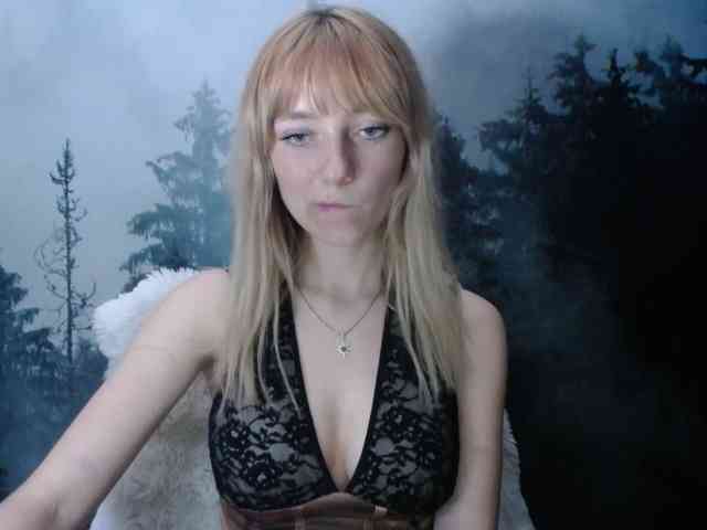 LuciaLovely webcam
