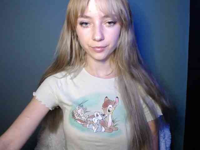 LuciaLovely webcam