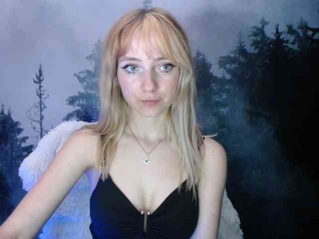 LuciaLovely webcam