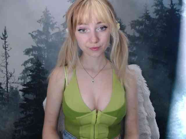 LuciaLovely webcam