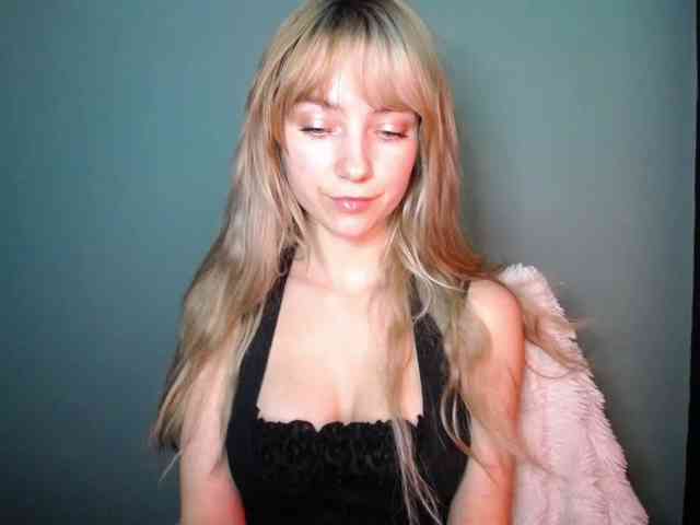 LuciaLovely LuciaLovely