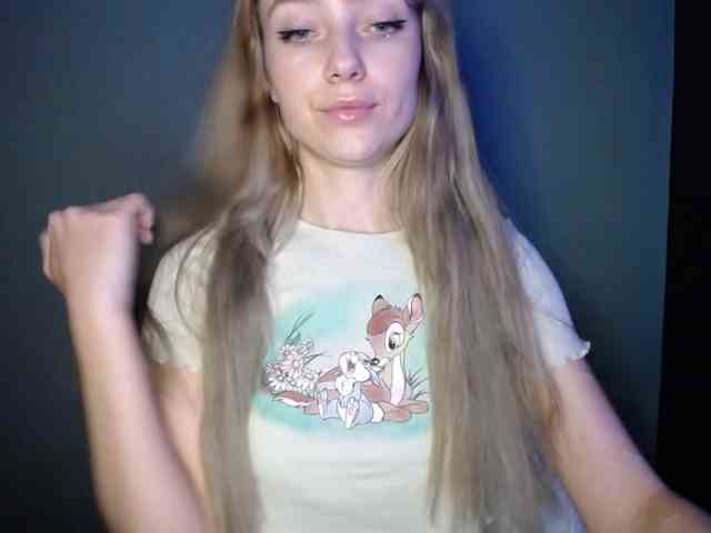 LuciaLovely webcam