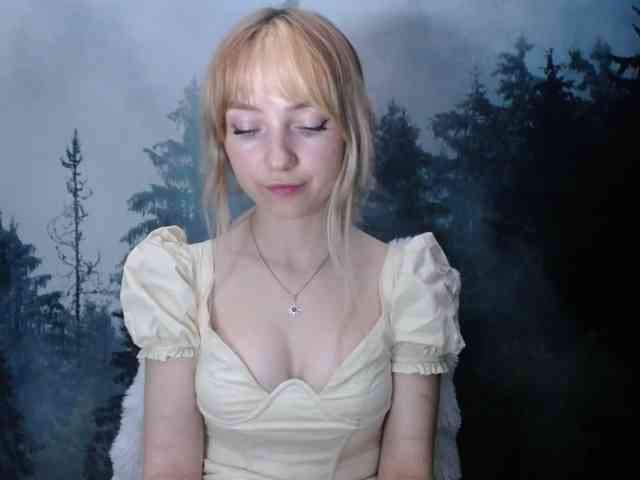 LuciaLovely webcam