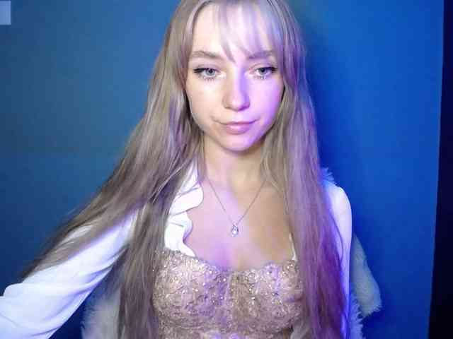 LuciaLovely webcam