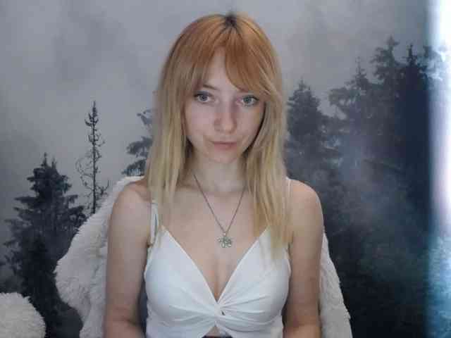LuciaLovely webcam